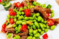 毛豆炒牛肉的做法 毛豆炒牛肉怎么做好吃？[多圖]