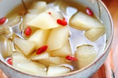 怎么能夠潤肺止咳？潤肺止咳湯怎么做？[圖]