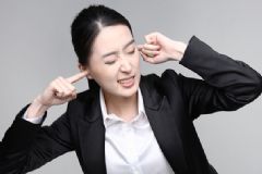 耳朵疼是上火嗎？耳朵疼是不是上火了？[圖]