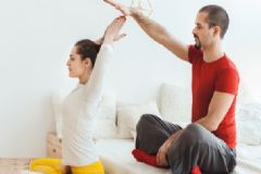 男人練瑜伽的好處是什么？男性練瑜伽要掌握哪些？[圖]