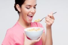 飯前運動好還是飯后運動好？飯前運動還是飯后運動好呢？[圖]