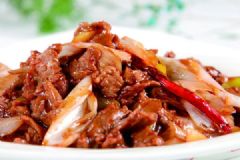 冬季進(jìn)補(bǔ)最佳菜肴，蔥爆羊肉這樣做最好吃！[多圖]