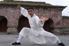 練太極膝蓋疼怎么回事？練太極拳膝關(guān)節(jié)痛該怎么辦？[多圖]