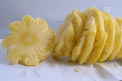 經(jīng)常吃菠蘿有哪些功效？吃菠蘿有什么需要注意的？[多圖]