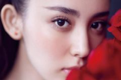 娜扎白得發(fā)光是怎樣保養(yǎng)的？防曬死角你知道嗎？[圖]
