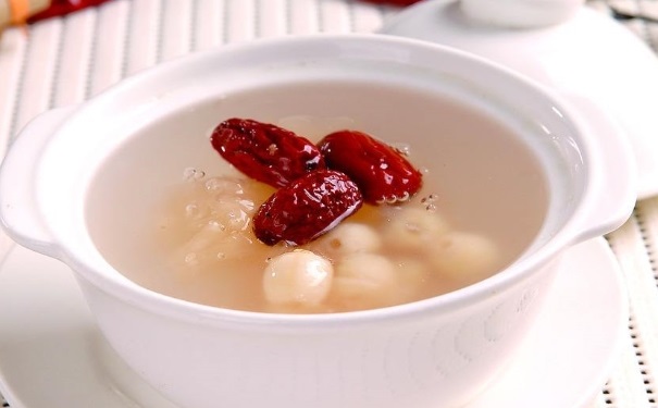 紅棗怎么吃最養(yǎng)生？紅棗的營(yíng)養(yǎng)食譜有哪些？(1)