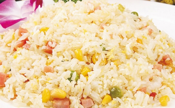 怎樣做炒飯好吃又營養(yǎng)？米飯的美味做法有哪些？(1)