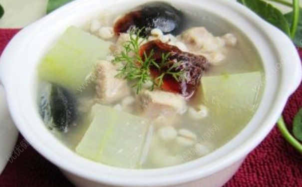 怎樣制作皮蛋冬瓜湯？怎樣做出奶白色皮蛋冬瓜湯？(3)