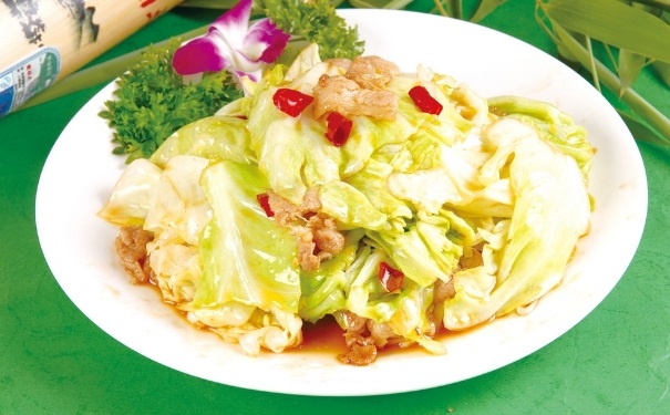 手撕包菜的烹飪技巧有哪些？手撕包菜怎么做最美味？(1)