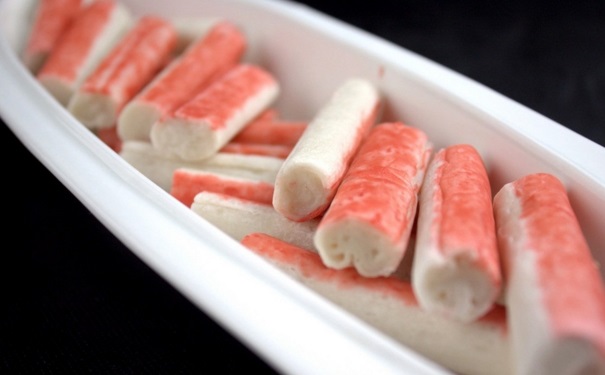 蟹棒的制作方法是什么？如何制作蟹棒最美味？(1)