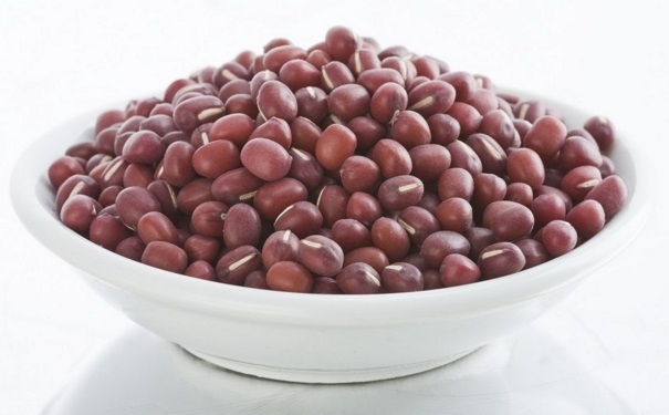 紅豆搭配什么吃更營(yíng)養(yǎng)？紅豆的養(yǎng)生食譜有哪些？(1)