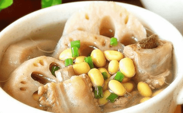 黃豆排骨湯怎么做？黃豆排骨湯適合哪些人喝？(1)