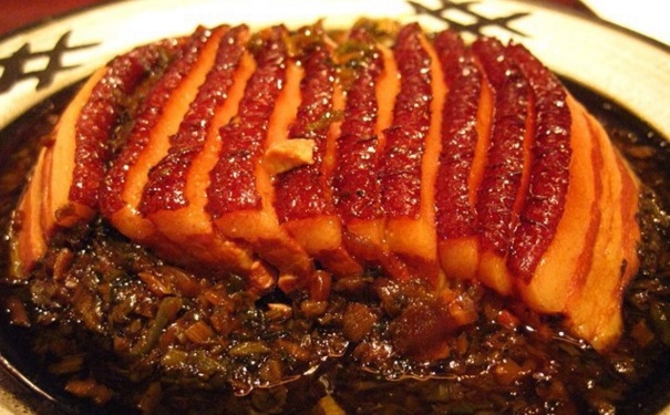 芽菜扣肉的做法是什么？如何制作美味芽菜扣肉？(1)