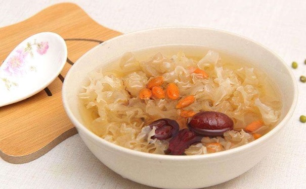 夏季如何吃銀耳？夏季銀耳食譜推薦(1)