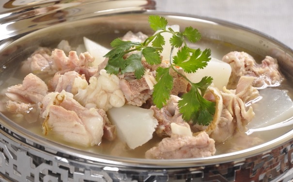 冬季羊肉怎么吃最好？冬天吃羊肉的做法大全(1)
