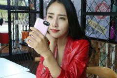 自拍多了會讓人變老變丑嗎？自拍多了有何危害？[圖]