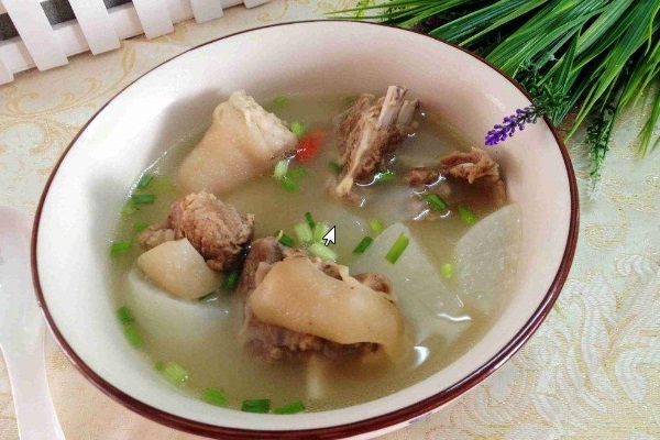 冬季如何正確吃羊肉？羊肉這么做美味又健康！(1)