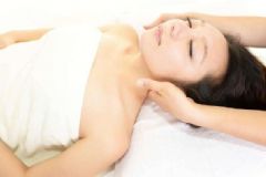 睡前豐胸瑜伽怎么做？這些水果也能豐胸！[圖]
