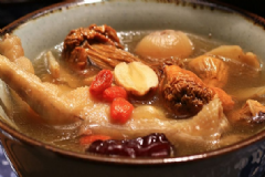 女性冬季養(yǎng)生食譜推薦 女性在冬季有哪些護膚方法？[圖]