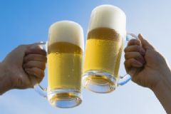 經(jīng)期喝啤酒有什么危害？經(jīng)期保健護(hù)理如何做好？[圖]