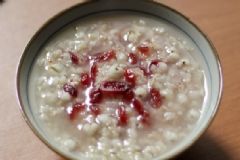 紅豆薏米粥月經期能吃嗎？月經期間吃的紅豆薏米粥要怎么煮？[圖]