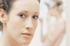 女性生理期如何保養(yǎng)皮膚？教你如何保養(yǎng)你的皮膚？[圖]