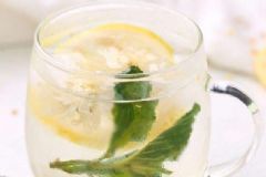 檸檬泡茶喝有什么好處？檸檬泡茶喝為什么會苦？[多圖]