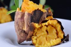 烤紅薯還在這樣吃，小心食物中毒！[多圖]