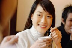 天氣一冷就感覺渾身不得勁？冬天要多喝這3種湯進(jìn)補(bǔ)[多圖]
