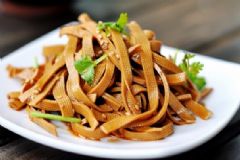 豆腐皮的營(yíng)養(yǎng)價(jià)值有多高？豆腐皮怎么吃最好？[圖]