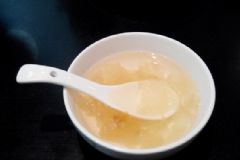冬天可以吃銀耳湯嗎？冬天吃銀耳湯有什么好處？[多圖]