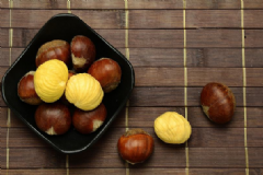 冬季養(yǎng)生進補的食物有哪些？冬季喝哪些湯能夠驅寒？[圖]