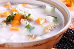 吃“湯泡飯”真的傷胃嗎？吃燙飯對(duì)胃好不好？[圖]