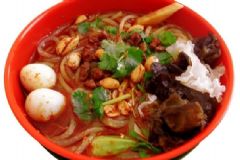 睡前有哪些食物不能吃？睡前吃什么危害大？[圖]