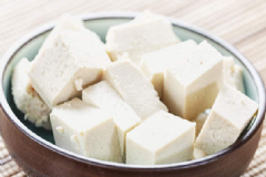 豆腐吃多了的壞處是什么？適量吃豆腐對(duì)身體的好處是什么？[圖]