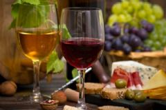 適當(dāng)喝葡萄酒有什么好處？葡萄酒的禁忌人群有哪些？[圖]