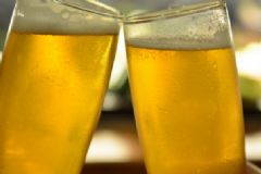 夏天喝啤酒要警惕什么？喝啤酒要注意哪些健康問題？[圖]