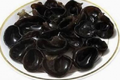黑木耳食療作用有什么？黑木耳山藥排骨湯怎么做？[圖]