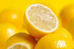 檸檬的食療作用有哪些？吃檸檬有什么益處？[圖]