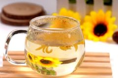 菊花茶的功效與作用有哪些？菊花茶有哪些常見問題？[圖]