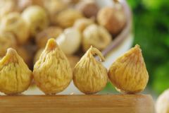 吃無花果有哪些養(yǎng)生功效？無花果有哪些養(yǎng)生吃法？[圖]