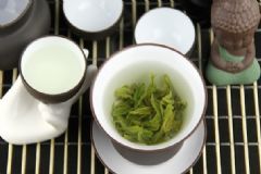 茶葉渣的妙用功效有哪些？茶葉渣還有哪些功效作用？[圖]