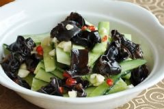 黃瓜怎么吃更營(yíng)養(yǎng)？夏季如何吃黃瓜更好？[圖]