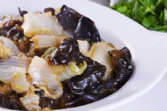 有助養(yǎng)生的素食菜譜有哪些？常吃哪些素食食物對身體好？[圖]