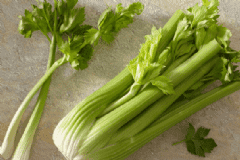 芹菜都有哪些功效作用？芹菜炒豆皮怎么做？[圖]