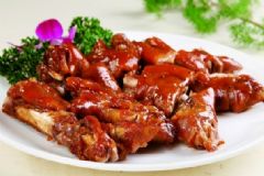 豬蹄有哪些營養(yǎng)價值有哪些？怎樣吃豬蹄養(yǎng)生效果好？[圖]