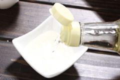 白醋的功效作用是什么？白醋在生活中有哪些妙用？[圖]