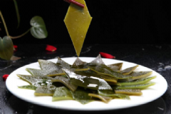 常掉頭發(fā)吃哪些食物好？哪些食物適合掉頭發(fā)的人吃？[圖]