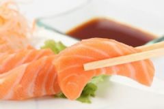 男子全身皮膚瘙癢竟是體內(nèi)長(zhǎng)了蟲(chóng)子！生食有哪些潛在危害[多圖]