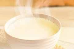 不宜飲用豆?jié){的人群有哪些？喝豆?jié){的飲食禁忌有什么？[圖]